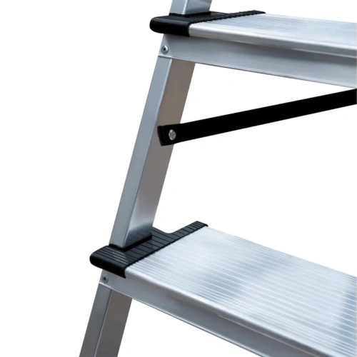 картинка Стремянка алюминиевая широкие ступени Новая Высота 5 ступеней 1117105 от магазина Румлес