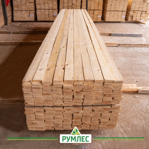 картинка Доска обрезная камерной сушки 25*100*6000мм ель/сосна 1-2 сорт дисковый распил (10-18%) от магазина Румлес