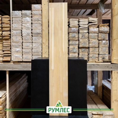 картинка Подступенник 18*200*1000мм Лиственница сорт А сращенный от магазина Румлес