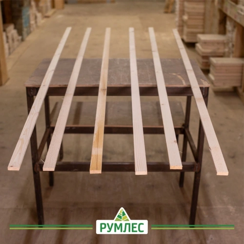картинка Брусок строганый камерной сушки 10*30*3000мм сорт АВ ель/сосна от магазина Румлес