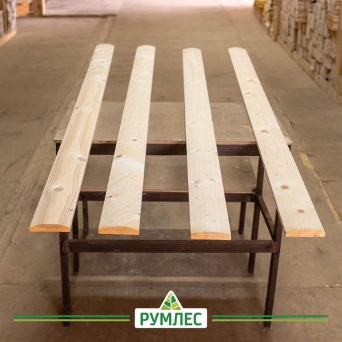картинка Доска строганая камерной сушки 20*90*2000мм полубревно сорт АВ ель/сосна от магазина Румлес