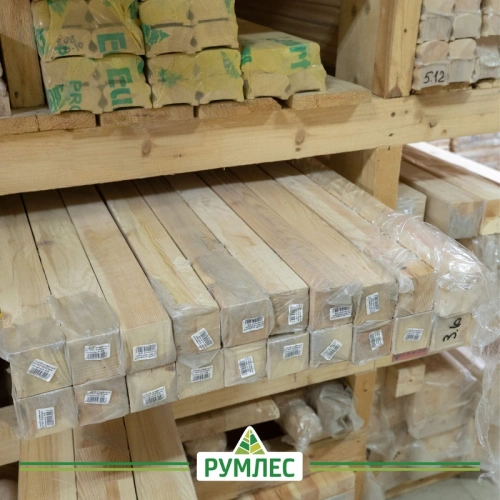 картинка Столб опорный клееный 60*60*3000мм Ель/Сосна сорт АВ от магазина Румлес