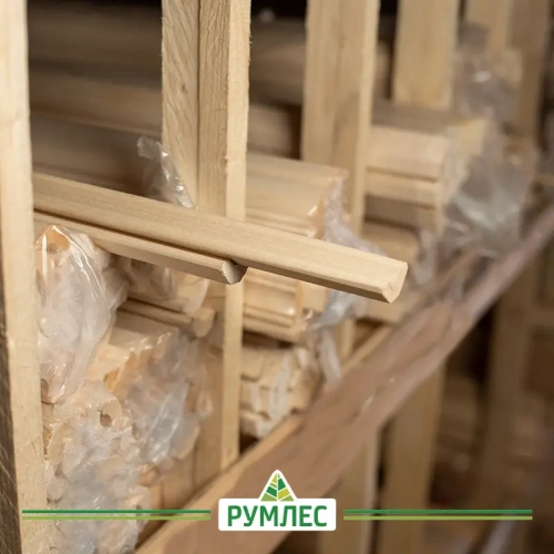 картинка Плинтус липа фигурный 35*1800мм сорт А цельный от магазина Румлес