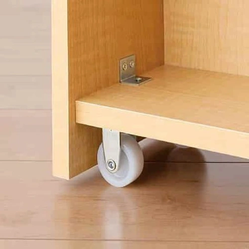 картинка Уголок мебельный 90° оцинкованный 25*25*25*2мм от магазина Румлес