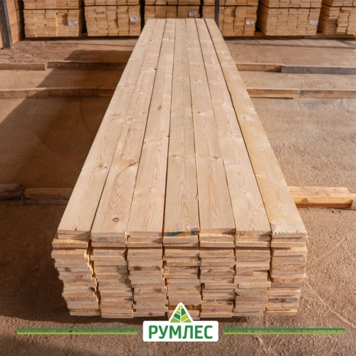 картинка Доска обрезная камерной сушки 25*150*6000мм ель/сосна 1-2 сорт дисковый распил (10-18%) от магазина Румлес