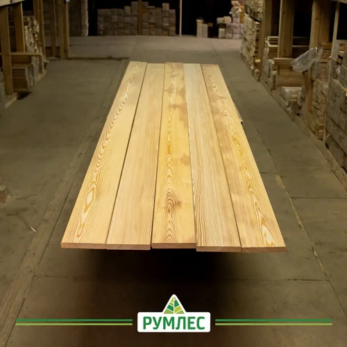 картинка Планкен прямой 20*140*3000мм сорт Экстра лиственница от магазина Румлес