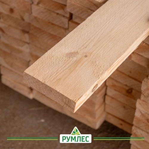 картинка Доска обрезная камерной сушки 40*150*4000мм ель/сосна 1-2 сорт дисковый распил (10-18%) от магазина Румлес