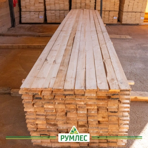 картинка Доска обрезная 25*100*3000мм 3-4 сорт ТУ естественной влажности хвойные породы от магазина Румлес