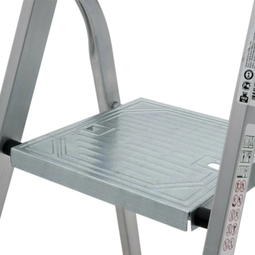 картинка Стремянка алюминиевая Новая Высота 5 ступеней 1111105 от магазина Румлес