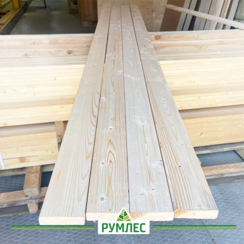 картинка Доска строганая камерной сушки 28*95*2000мм сорт AB ель/сосна (с фаской на углах) от магазина Румлес